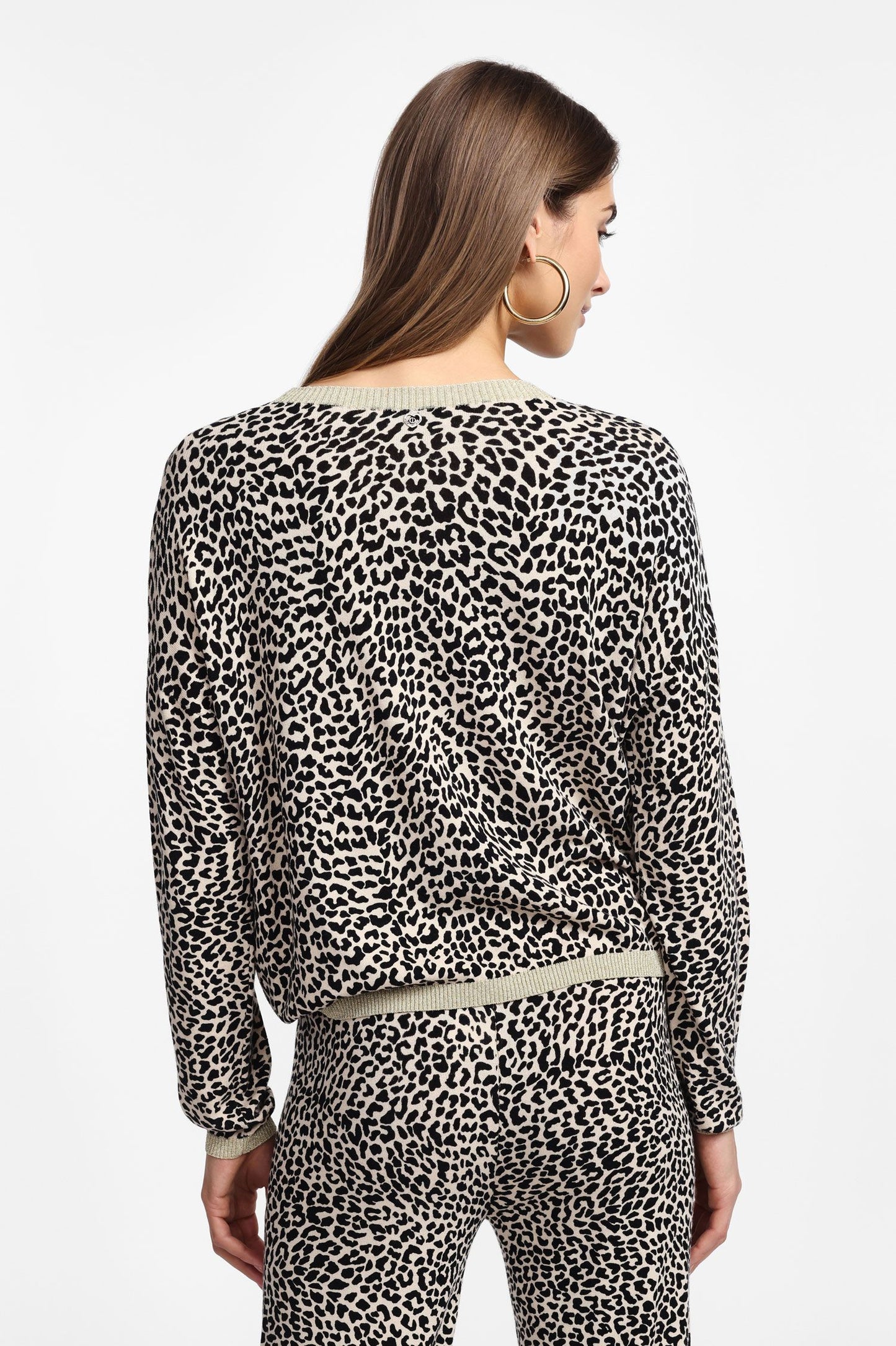 Maglia con maniche lunghe e stampa animalier M6389MA111 PLEASE