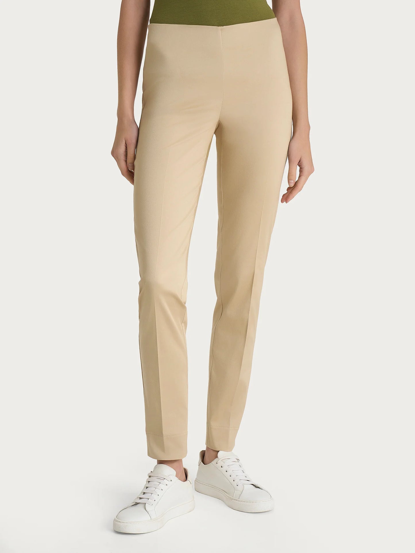 Pantalone a sigaretta con spacchetti in Satin Power RAGNO