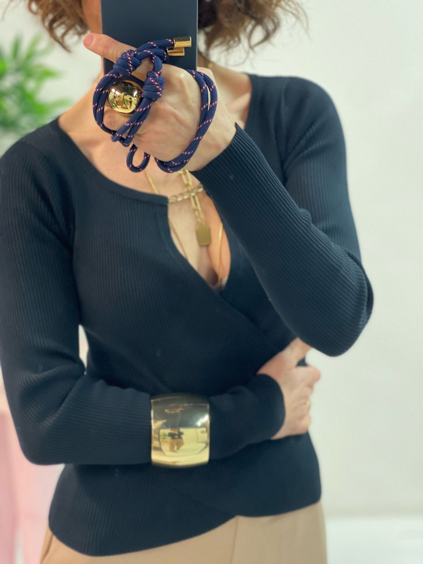 Maglia costine incrocio con catena