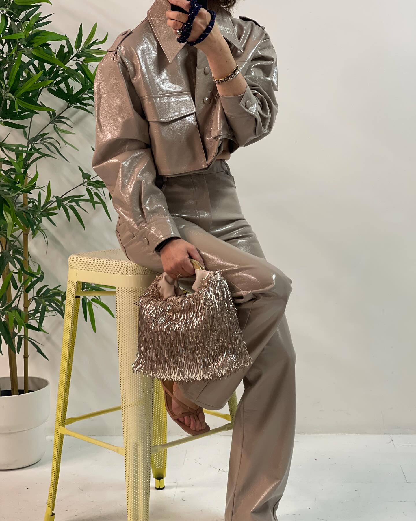 Pantalone gamba dritta vinile beige LC240357 LUMINA